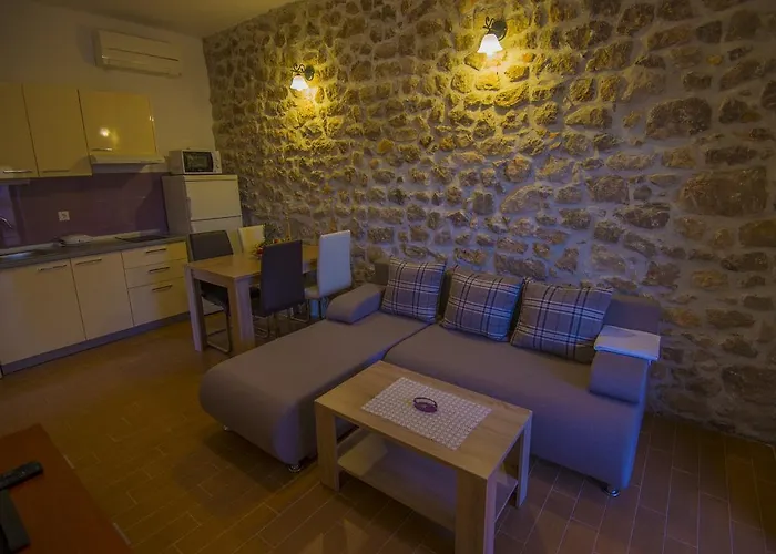 Punta * Starigrad Paklenica