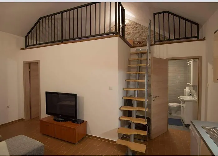 Punta * Starigrad Paklenica