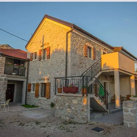 Punta Apartment Starigrad Paklenica